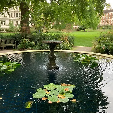 Lovely Family Flat With Excellent Transport Links Londra Esterno foto